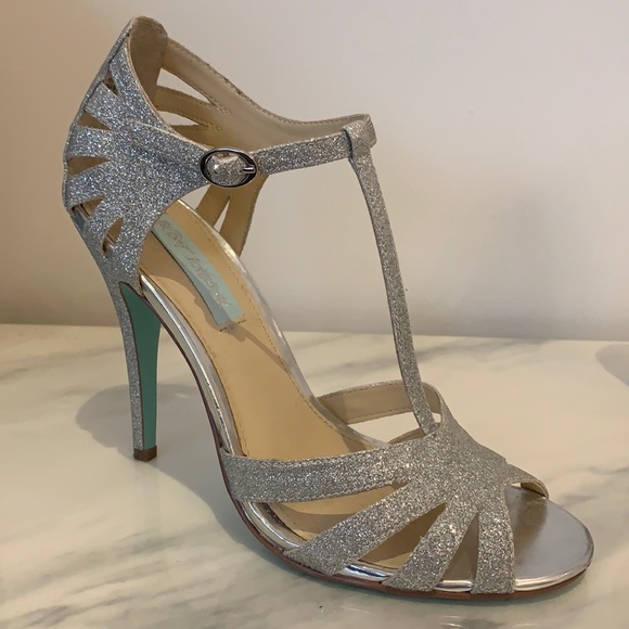Sparkly T-strap sandals - Betsey Johnson size 7 - Picture 1 of 9